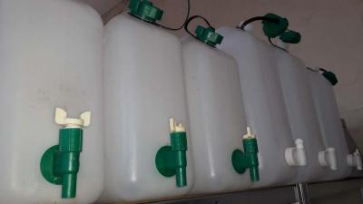 Bidons d'eau